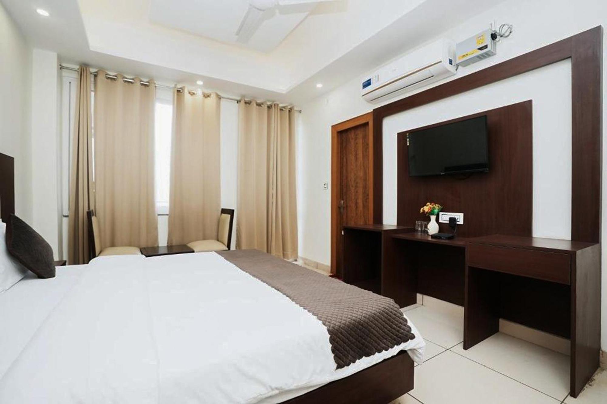 Hotel The 7 Seas Rišikéš Exteriér fotografie